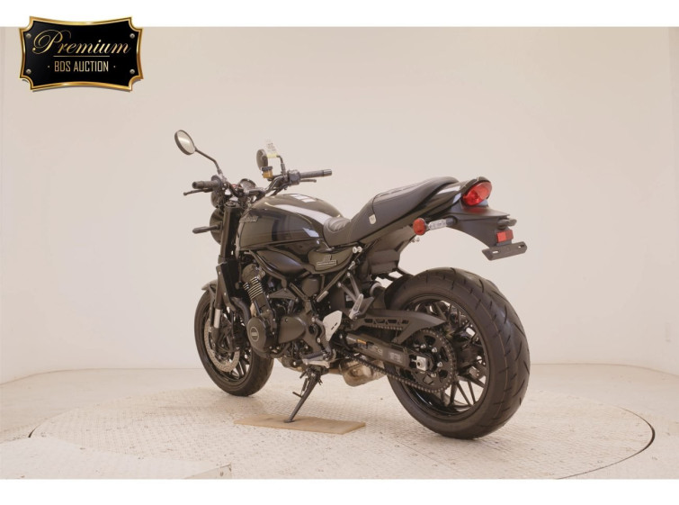 Мотоцикл Kawasaki Z900RS с пробегом 143 km