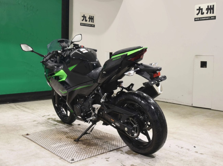 Мотоцикл Kawasaki NINJA400 з пробігом 17908 km
