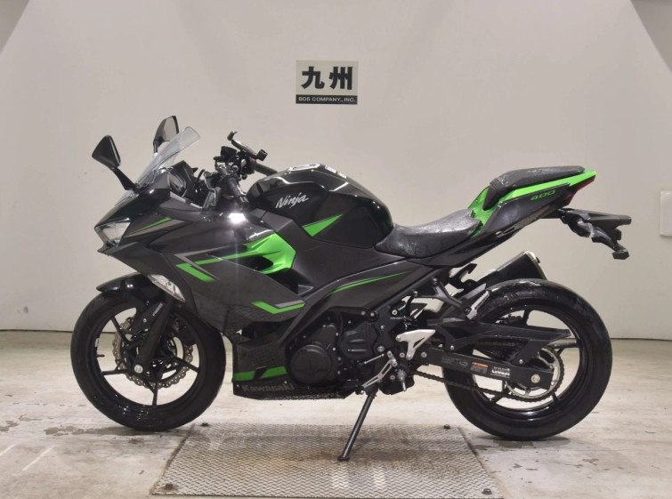 Мотоцикл Kawasaki NINJA400 з пробігом 17908 km