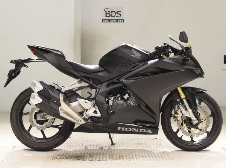 Мотоцикл Honda CBR250RRA с пробегом 14970 km