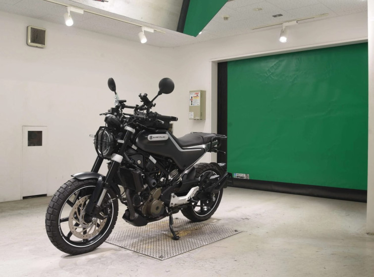 Мотоцикл Husqvarna SUBARU TREPIEN 250
