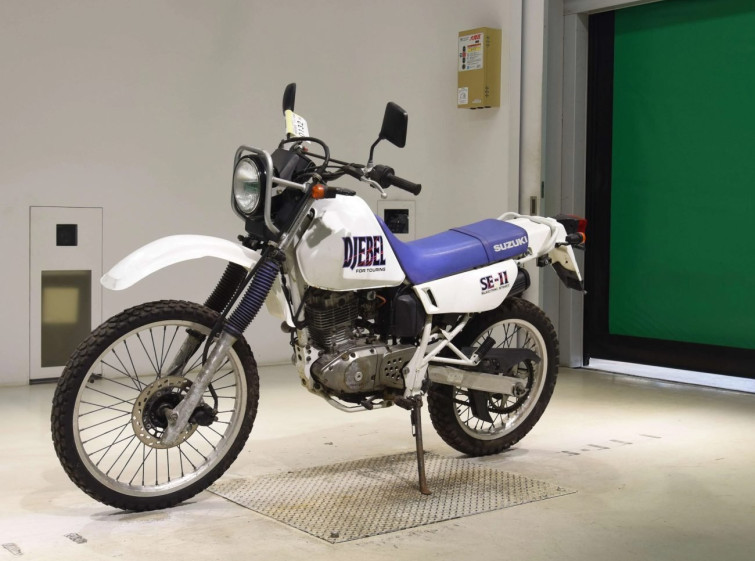 Мотоцикл Suzuki DJEBEL200 с пробегом 10014 km