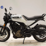 Мотоцикл Husqvarna VITPILEN 401 з пробігом 3779 km