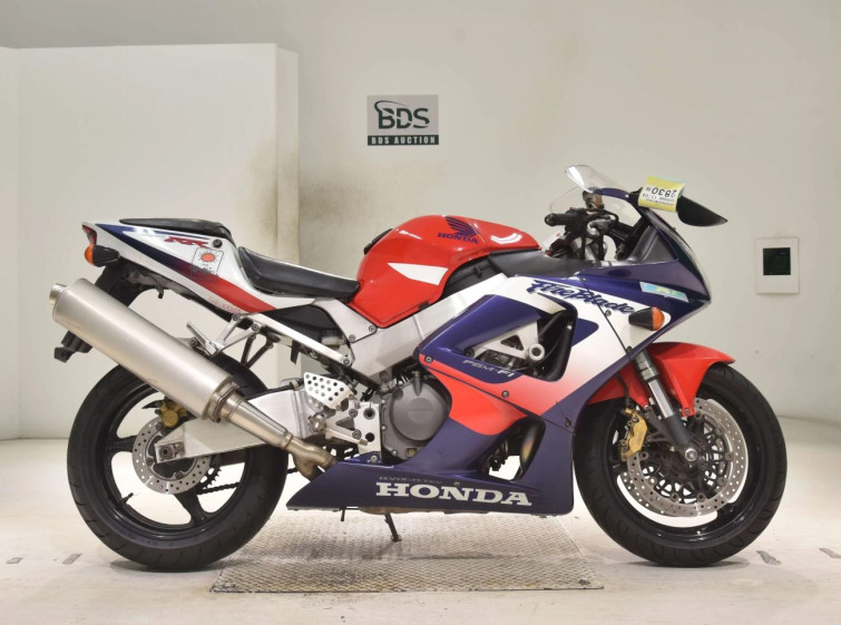 Мотоцикл Honda CBR900RR с пробегом 51163 km
