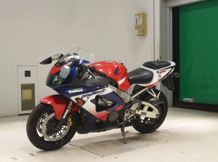 Мотоцикл Honda CBR900RR с пробегом 51163 km