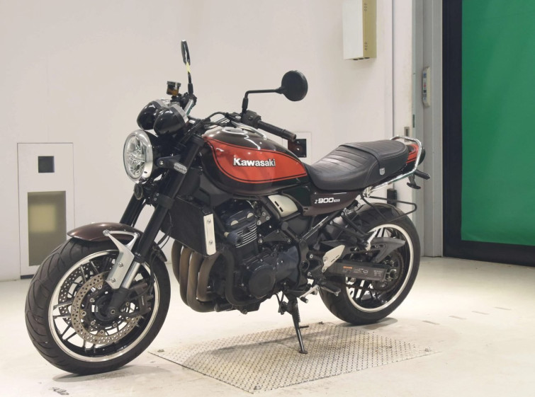 Мотоцикл Kawasaki Z900RS с пробегом 17864 km