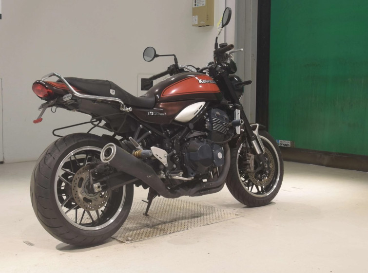 Мотоцикл Kawasaki Z900RS с пробегом 17864 km