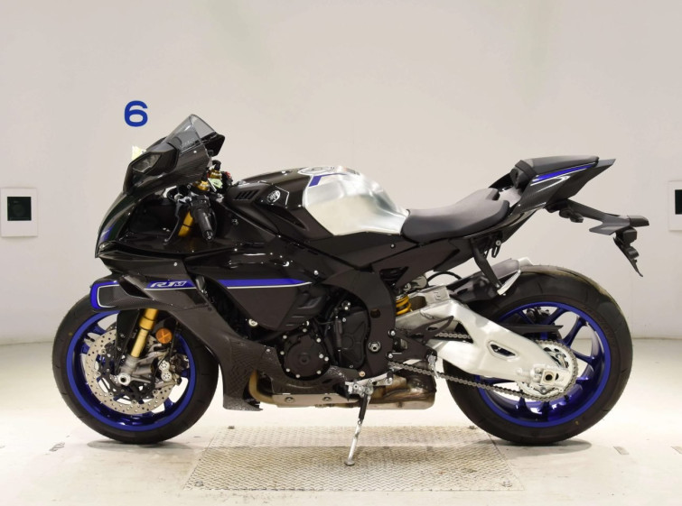 Мотоцикл Yamaha YZF-R1M з пробігом 1 km
