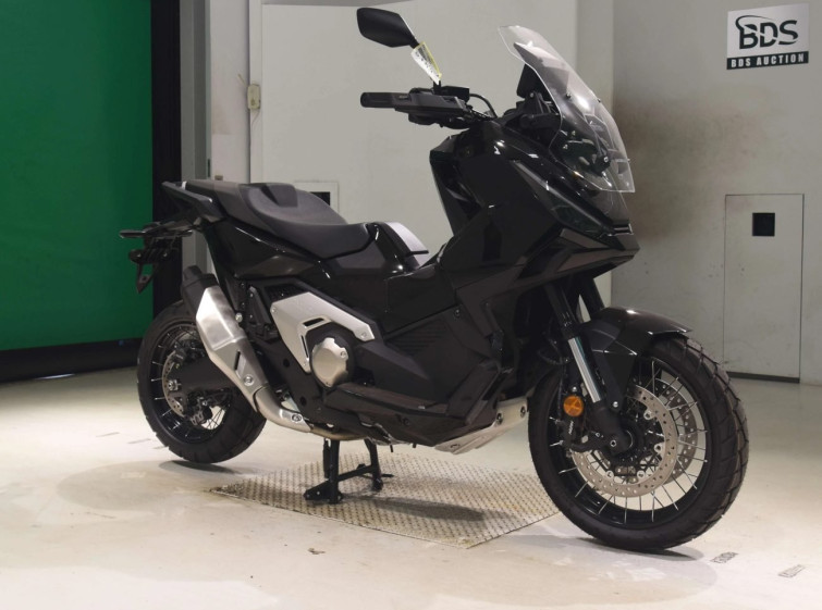 Мотоцикл Honda X-ADV750-2 з пробігом 3 km