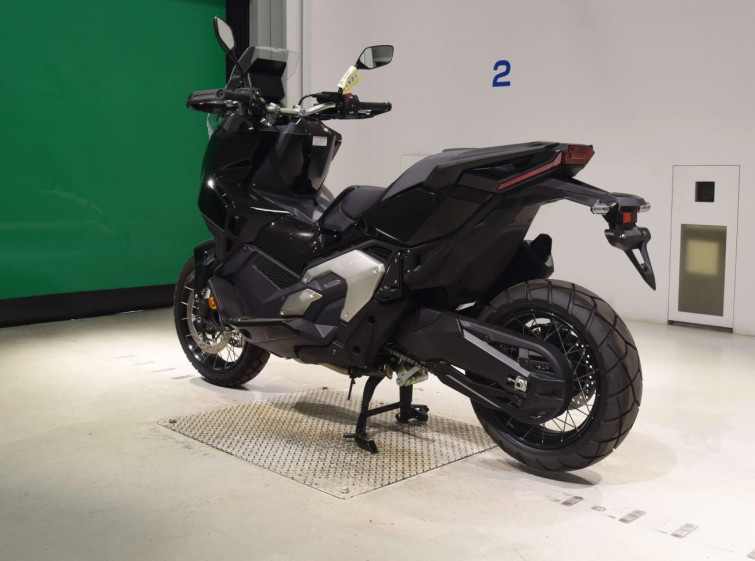 Мотоцикл Honda X-ADV750-2 з пробігом 3 km