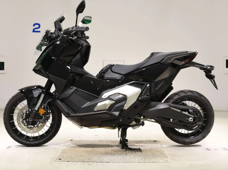 Мотоцикл Honda X-ADV750-2 з пробігом 3 km