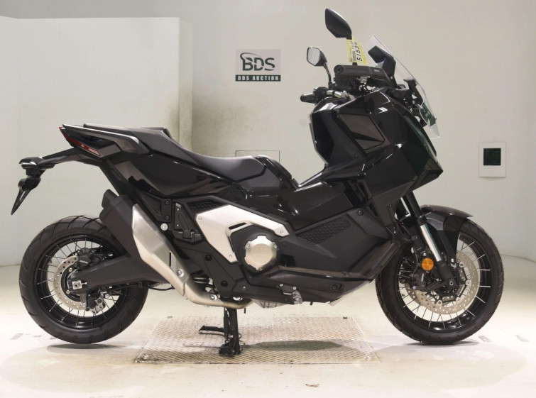 Мотоцикл Honda X-ADV750-2 з пробігом 3 km