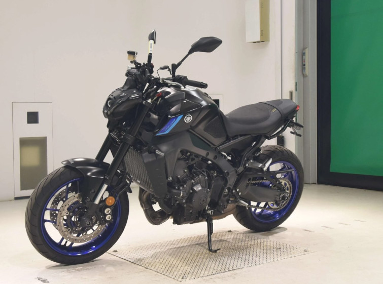 Мотоцикл Yamaha MT-09 с пробегом 11884 km