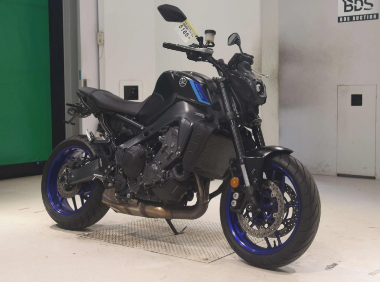 Мотоцикл Yamaha MT-09 с пробегом 11884 km