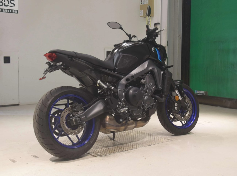 Мотоцикл Yamaha MT-09 с пробегом 11884 km