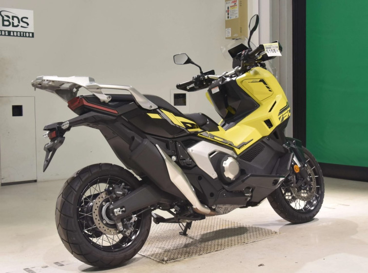 Мотоцикл Honda X-ADV750-2 с пробегом 9196 km