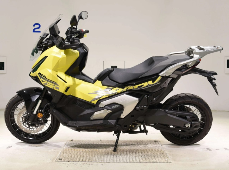 Мотоцикл Honda X-ADV750-2 с пробегом 9196 km