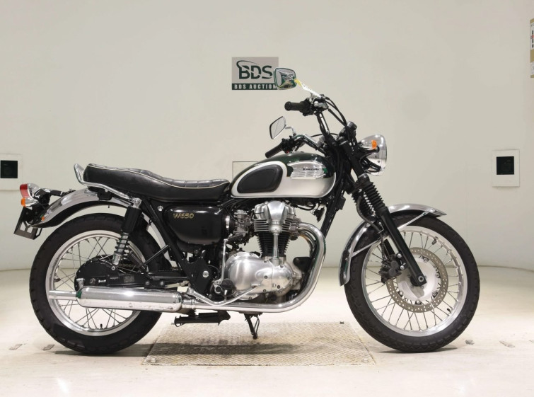 Мотоцикл Kawasaki W650 з пробігом 37885 km