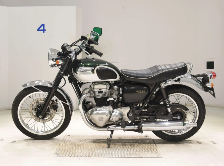 Мотоцикл Kawasaki W650 з пробігом 37885 km