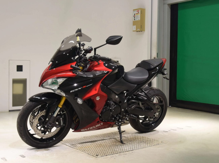 Мотоцикл Suzuki GSX-S1000F с пробегом 8939 km