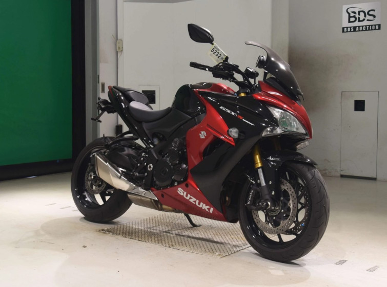 Мотоцикл Suzuki GSX-S1000F с пробегом 8939 km