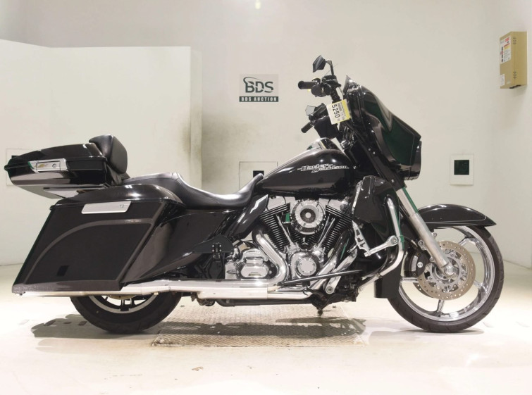 Мотоцикл HD SREET GLIDE FLHXS1690 с пробегом 46734 km