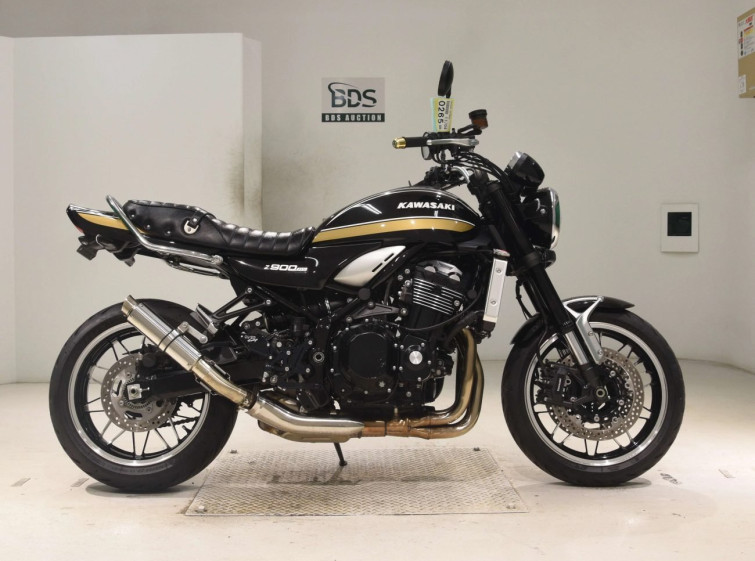 Мотоцикл Kawasaki Z900RS с пробегом 18990 km
