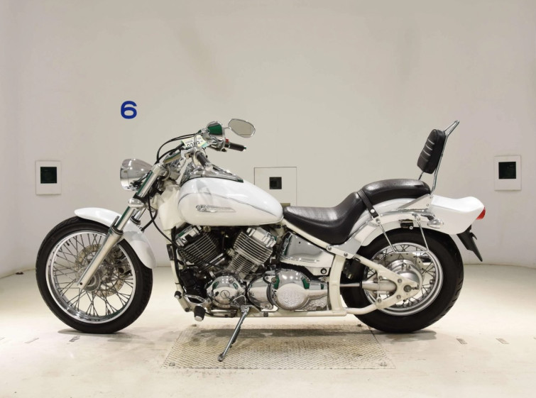 Мотоцикл Yamaha DRAGSTAR XVS400 з пробігом 27221 km