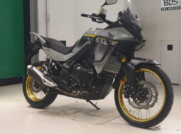 Мотоцикл Honda XL750TRANSALP с пробегом 5005 km