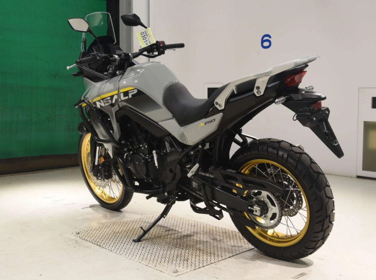 Мотоцикл Honda XL750TRANSALP с пробегом 5005 km