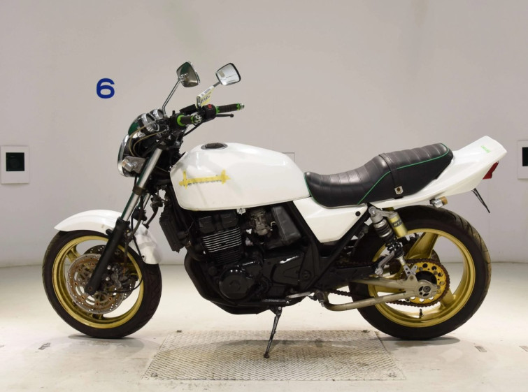 Мотоцикл Kawasaki ZRX400 з пробігом 9805 km
