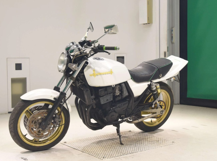 Мотоцикл Kawasaki ZRX400 з пробігом 9805 km