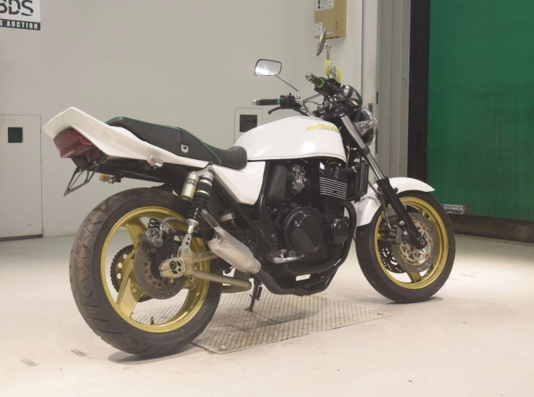 Мотоцикл Kawasaki ZRX400 з пробігом 9805 km