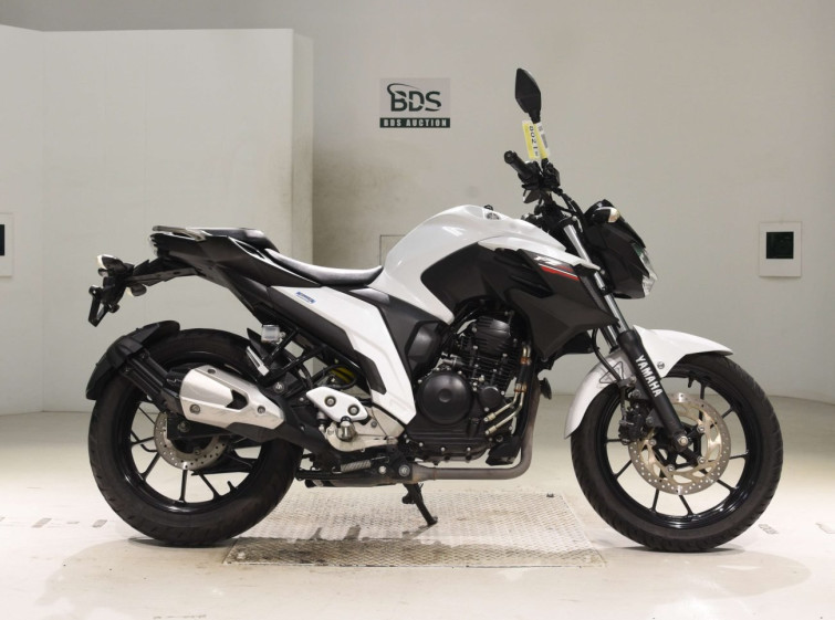 Мотоцикл Yamaha FZ25 с пробегом 18176 km