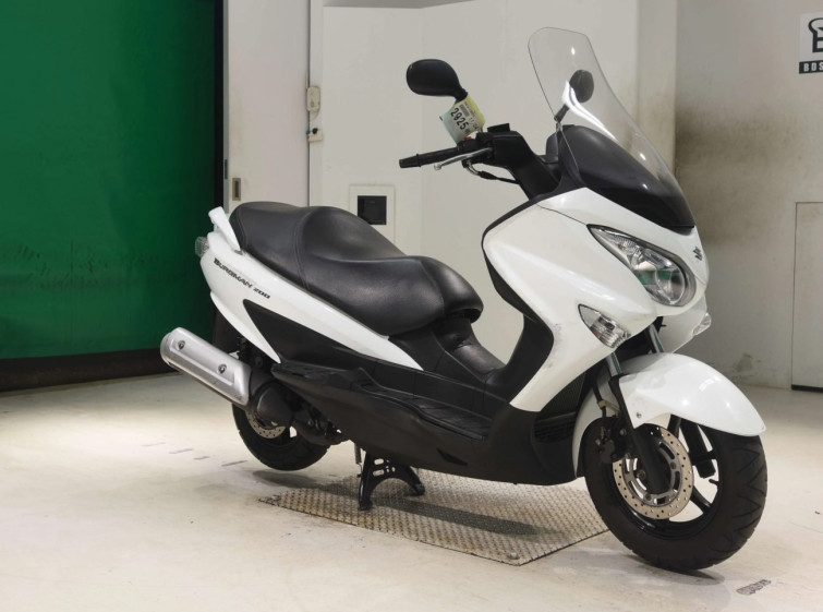 Мотоцикл Suzuki BURGMAN200