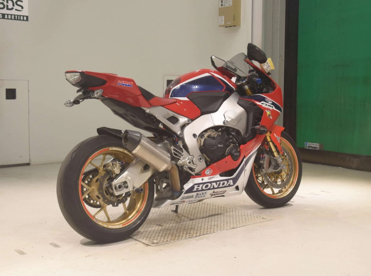 Мотоцикл Honda CBR1000RR SP з пробігом 4177 km