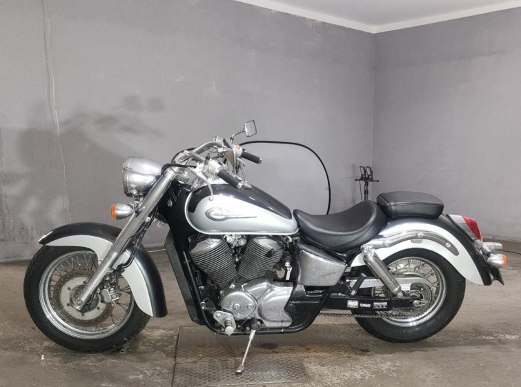 Мотоцикл Honda SHADOW400 з пробігом 15063 km