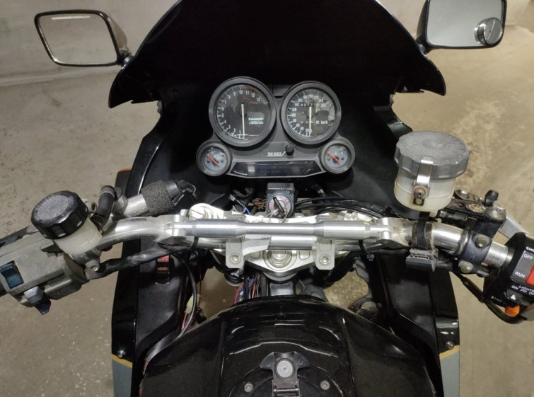 Мотоцикл Kawasaki GPZ900R с пробегом 49777 km