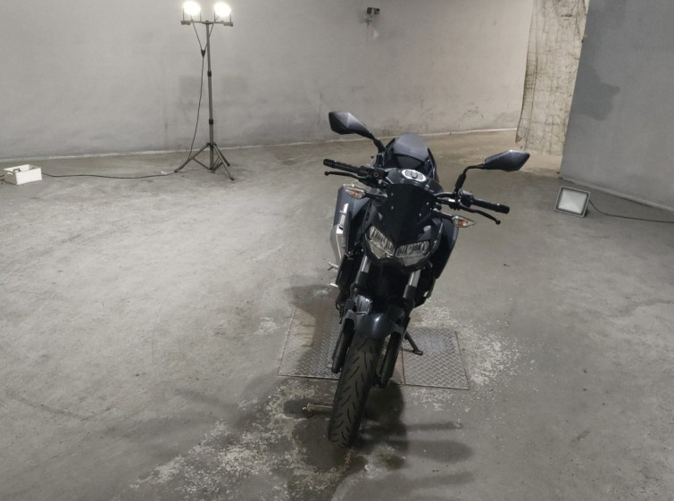 Мотоцикл Kawasaki Z400 з пробігом 3732 km