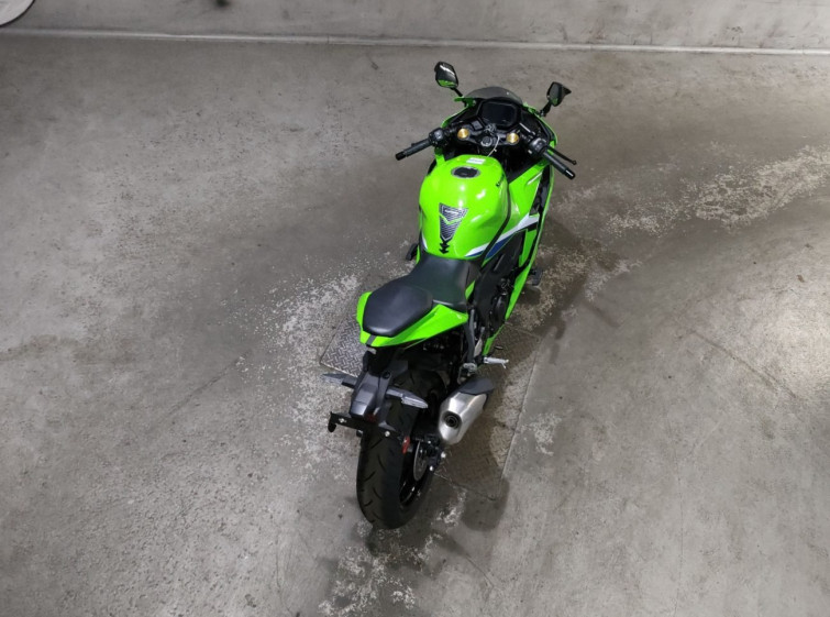 Мотоцикл Kawasaki NINJA ZX-25RR з пробігом 729 km