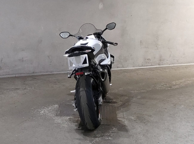 Мотоцикл BMW S1000RR с пробегом 2218 km