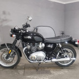 Мотоцикл Triumph T120 BONNEVILLE з пробігом 1985 km