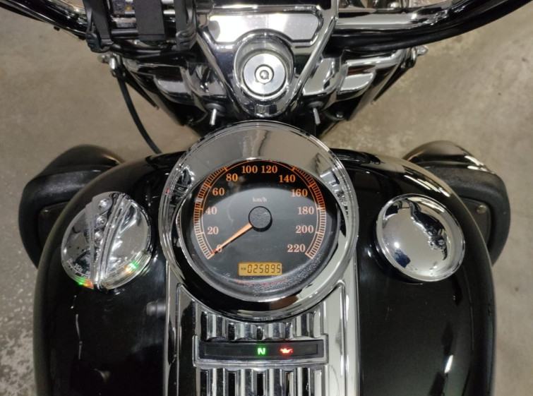 Мотоцикл HD ROAD KING FLHR1580 з пробігом 25895 km