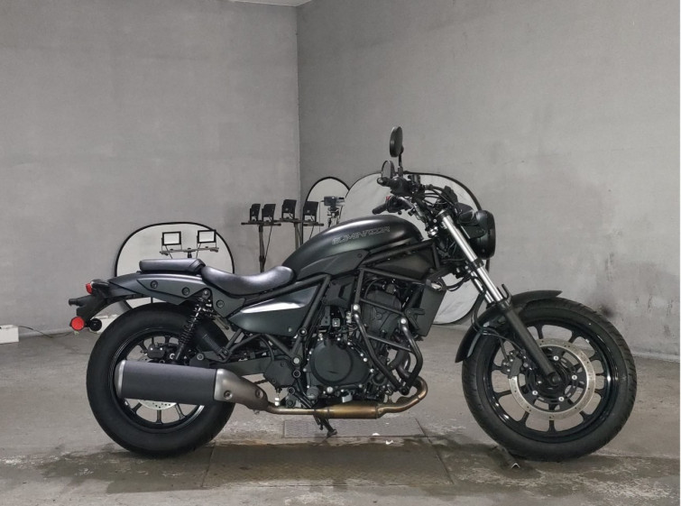 Мотоцикл Kawasaki ELIMINATOR 400 з пробігом 1714 km
