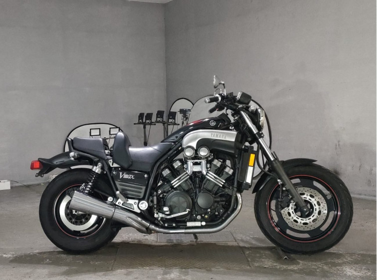 Мотоцикл Yamaha V-MAX1200 з пробігом 15722 km