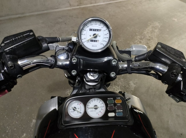 Мотоцикл Yamaha V-MAX1200 з пробігом 15722 km
