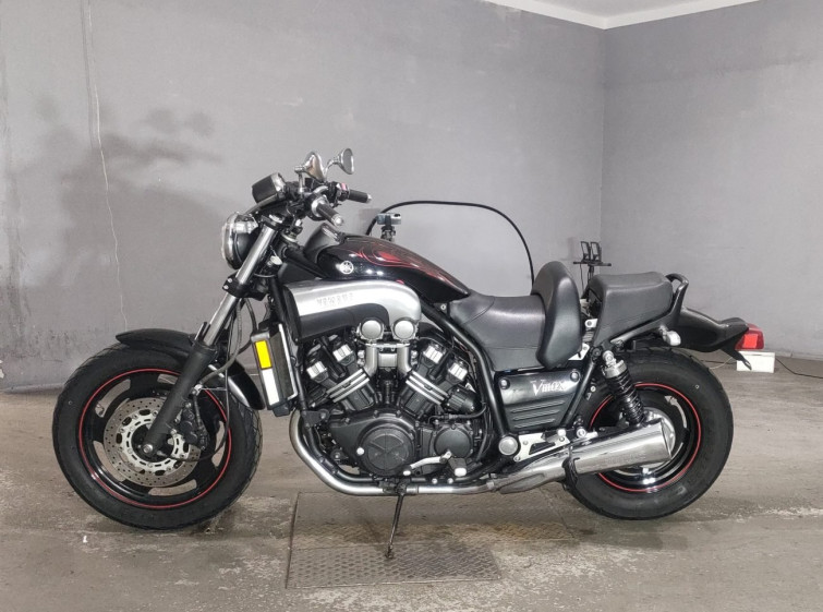 Мотоцикл Yamaha V-MAX1200 з пробігом 15722 km