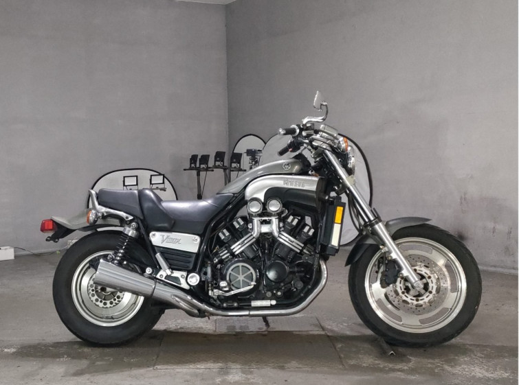 Мотоцикл Yamaha V-MAX1200 з пробігом 18496 m