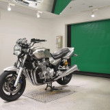 Мотоцикл Yamaha XJR1300 з пробігом 69076 km
