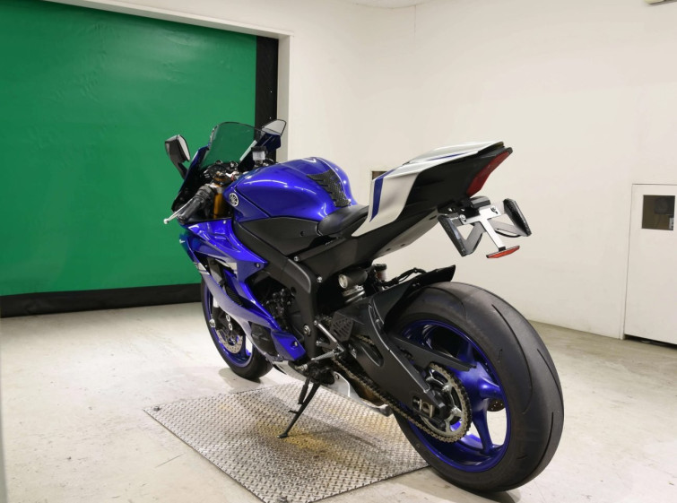 Мотоцикл Yamaha YZF-R6 з пробігом 70908 km